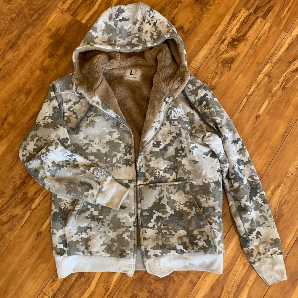 Hoodlum 🌱 🐑 (Reserved)